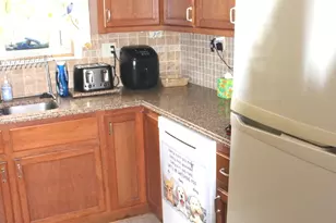 210 Circle Dr, Salem, IL 62881 - Photo 8