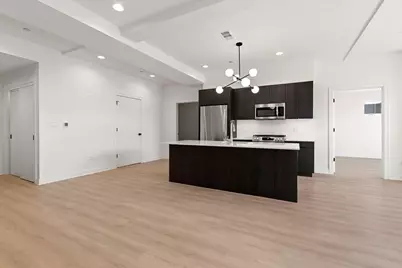 1801 W Grand Avenue #403, Chicago, IL 60622 - Photo 6