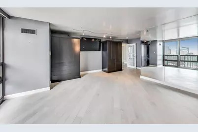 [Address not provided], Chicago, IL 60611 - Photo 14