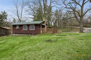 5410 Marshall Dr, Wonder Lake, IL 60097 - Photo 10