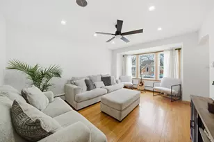 5748 S Kenneth Ave, Chicago, IL 60629 - Photo 2