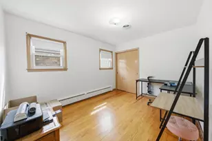 5748 S Kenneth Ave, Chicago, IL 60629 - Photo 6