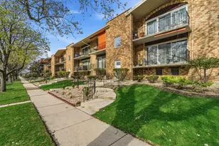 10221 S Komensky Ave, Oak Lawn, IL 60453 - Photo 24