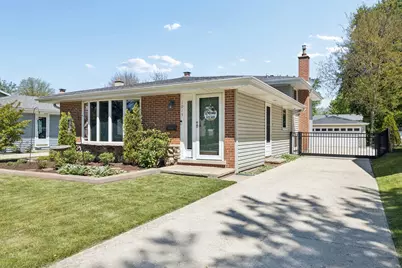 1015 E Lowden Avenue, Wheaton, IL 60189 - Photo 1