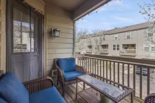 143 Bristol Ln, Wood Dale, IL 60191 - Photo 4