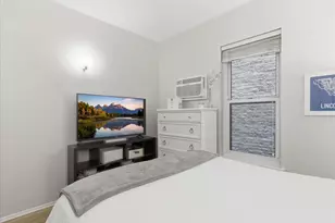 802 W George St, Chicago, IL 60657 - Photo 8