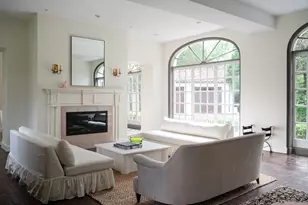 51 S Mayflower Rd, Lake Forest, IL 60045 - Photo 8