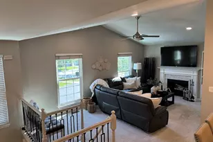 757 Grosse Pointe Cir, Vernon Hills, IL 60061 - Photo 4