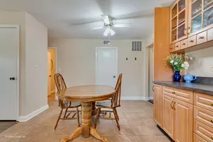 1148 Fulton Dr, Streamwood, IL 60107 - Photo 6