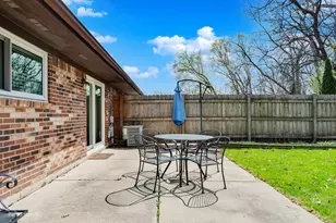 1148 Fulton Dr, Streamwood, IL 60107 - Photo 14