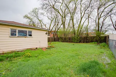 8706 W Stolting Road, Niles, IL 60714 - Photo 18