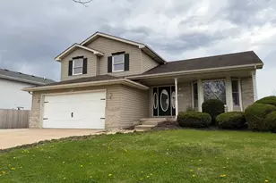 1811 Cumberland Dr, Plainfield, IL 60586 - Photo 1