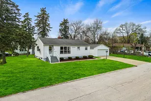 1000 Grand Ave, Aurora, IL 60506 - Photo 2