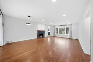 11904 S 86th Ave, Palos Park, IL 60464 - Photo 4