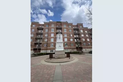 799 Graceland Avenue #402A, Des Plaines, IL 60016 - Photo 1