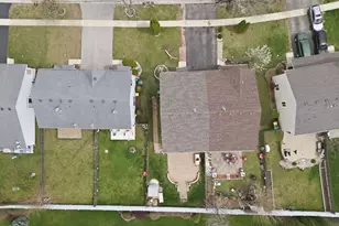 688 S Shannon Dr, Romeoville, IL 60446 - Photo 28