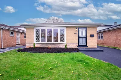 1042 W 109th Place, Chicago, IL 60643 - Photo 1