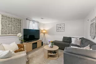 903 Notre Dame Dr, Matteson, IL 60443 - Photo 8