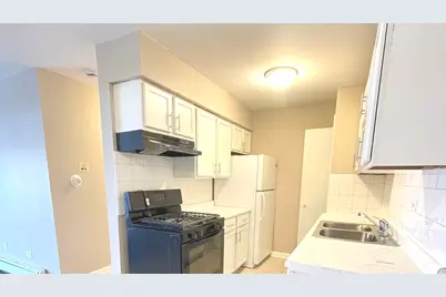 1035 Higgins Quarters Drive #4-205, Hoffman Estates, IL 60194 - Photo 6