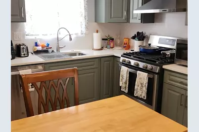 531 Redwood Road, Bolingbrook, IL 60440 - Photo 6