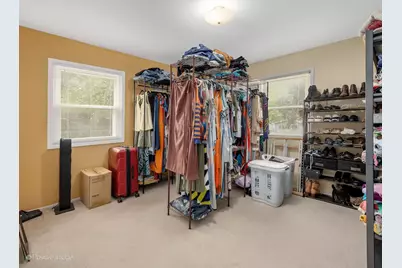 531 Redwood Road, Bolingbrook, IL 60440 - Photo 16