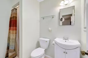 531 Redwood Rd, Bolingbrook, IL 60440 - Photo 12