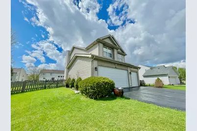 88 Hackney Lane, Lindenhurst, IL 60046 - Photo 2