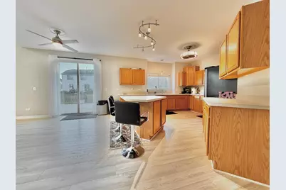 88 Hackney Lane, Lindenhurst, IL 60046 - Photo 20