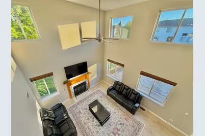 88 Hackney Lane, Lindenhurst, IL 60046 - Photo 12