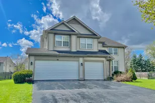 88 Hackney Ln, Lindenhurst, IL 60046 - Photo 1