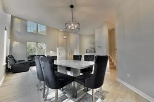 88 Hackney Ln, Lindenhurst, IL 60046 - Photo 10