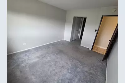 212 Shorewood Drive #2D, Glendale Heights, IL 60139 - Photo 10