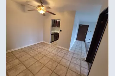 212 Shorewood Drive #2D, Glendale Heights, IL 60139 - Photo 14