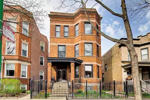 1646 W Byron St, Chicago, IL 60613 - Photo 1