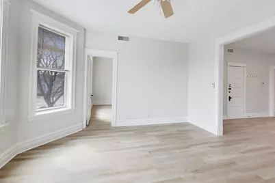 1646 W Byron Street #2F, Chicago, IL 60613 - Photo 6