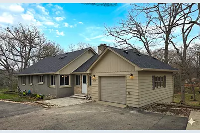 809 Ridgeland Street, Fox River Grove, IL 60021 - Photo 2