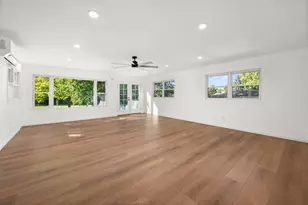 341 N View St, Hinckley, IL 60520 - Photo 12