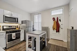 4143 W Cornelia Ave, Chicago, IL 60641 - Photo 22