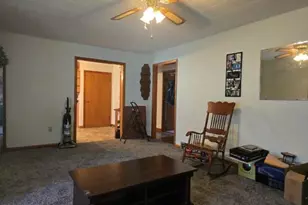 1741 Linn St, Hamilton, IL 62341 - Photo 10