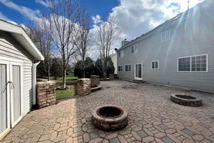 513 Trestle Ct, Grayslake, IL 60030 - Photo 34