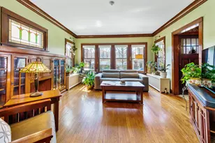 4917 N Kilbourn Ave, Chicago, IL 60630 - Photo 4