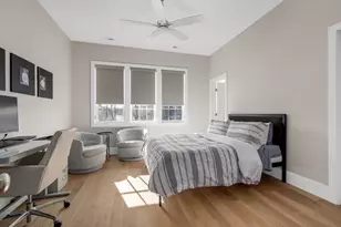 225 Burlington Ave, Clarendon Hills, IL 60514 - Photo 16