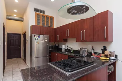 [Address not provided], Chicago, IL 60654 - Photo 6