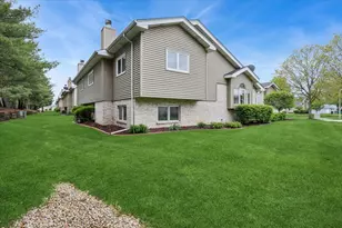 16101 Lake Villa Ave, Tinley Park, IL 60477 - Photo 20