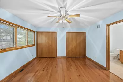 16101 Lake Villa Avenue, Tinley Park, IL 60477 - Photo 12