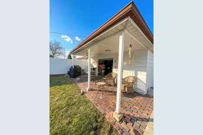 5549 N Parkside Avenue, Chicago, IL 60630 - Photo 20