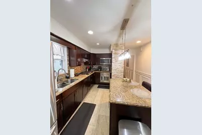 5549 N Parkside Avenue, Chicago, IL 60630 - Photo 8