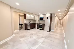 2140 W Monroe St, Chicago, IL 60612 - Photo 2