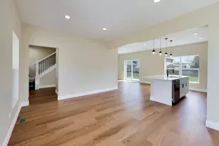 239 Parker Ave, Aurora, IL 60505 - Photo 12