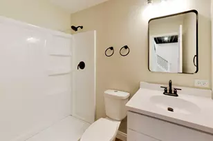 239 Parker Ave, Aurora, IL 60505 - Photo 32